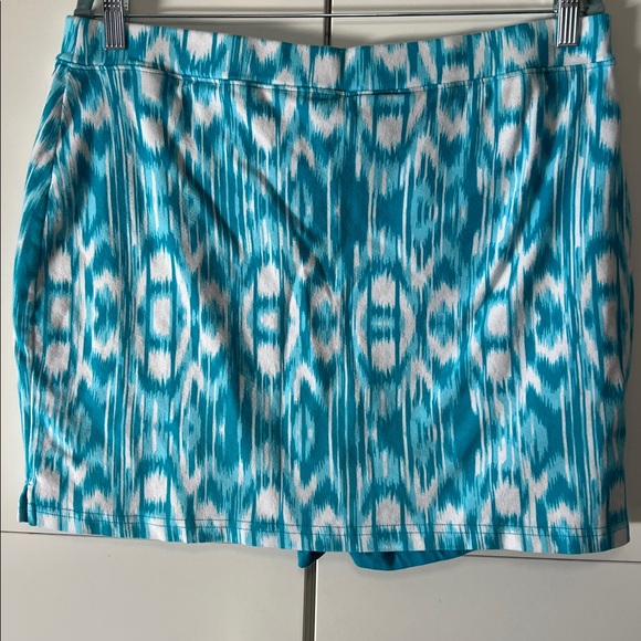 Jones New York Sport Turquoise & White Ikat-Patterned Skort - Picture 3 of 5